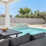 Vila Ionian Escape *