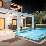 Vila Ionian Escape *