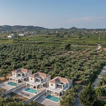 Ionian Escape * Áyios Kírikos